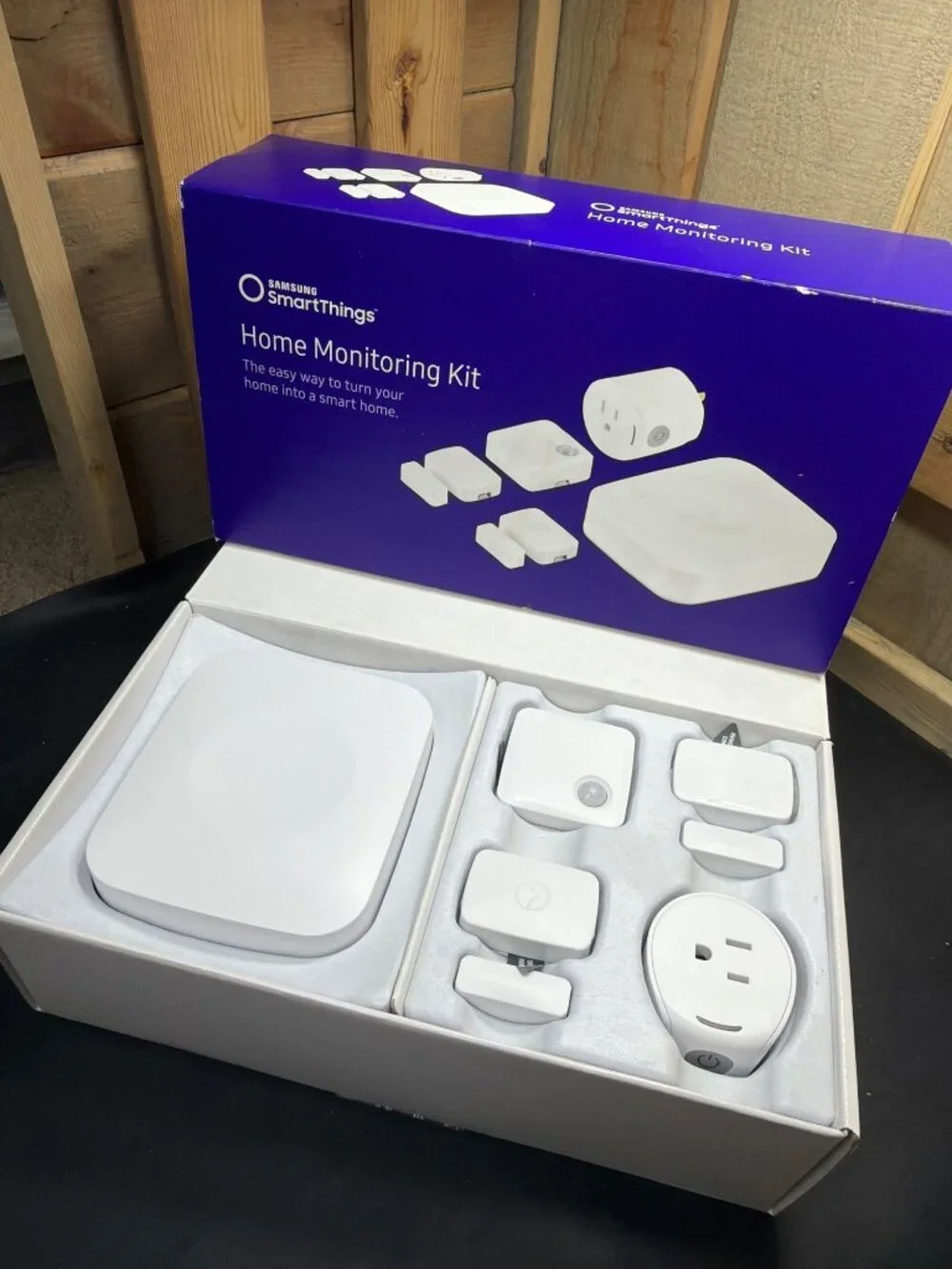 Samsung SmartThings Home Monitoring Kit STH-ETH-250 Hub Sensors Outlet New Box